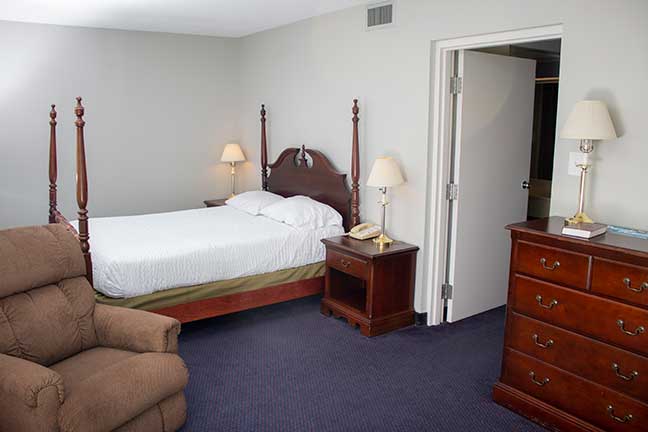 Deluxe suite.jpg
